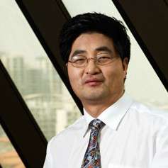Dr. Roboto (Song Han)